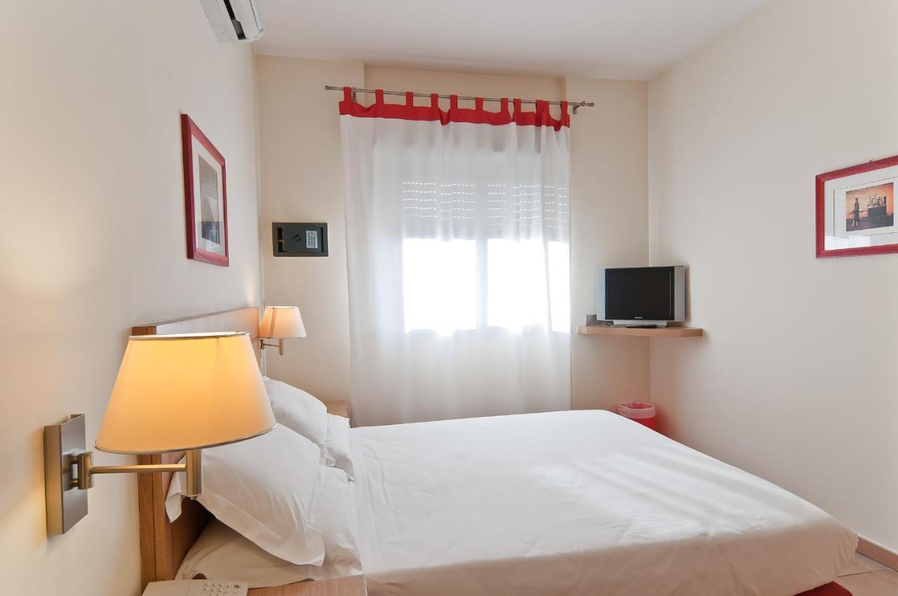 Residence I Triangoli Casal Palocco Zewnętrze zdjęcie