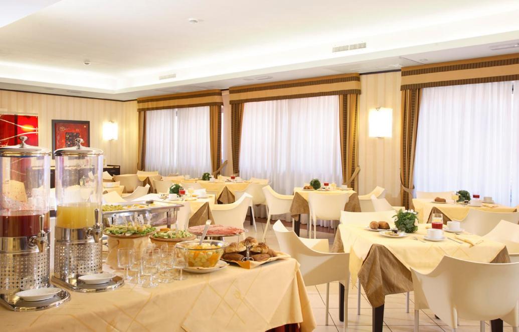 Residence I Triangoli Casal Palocco Zewnętrze zdjęcie