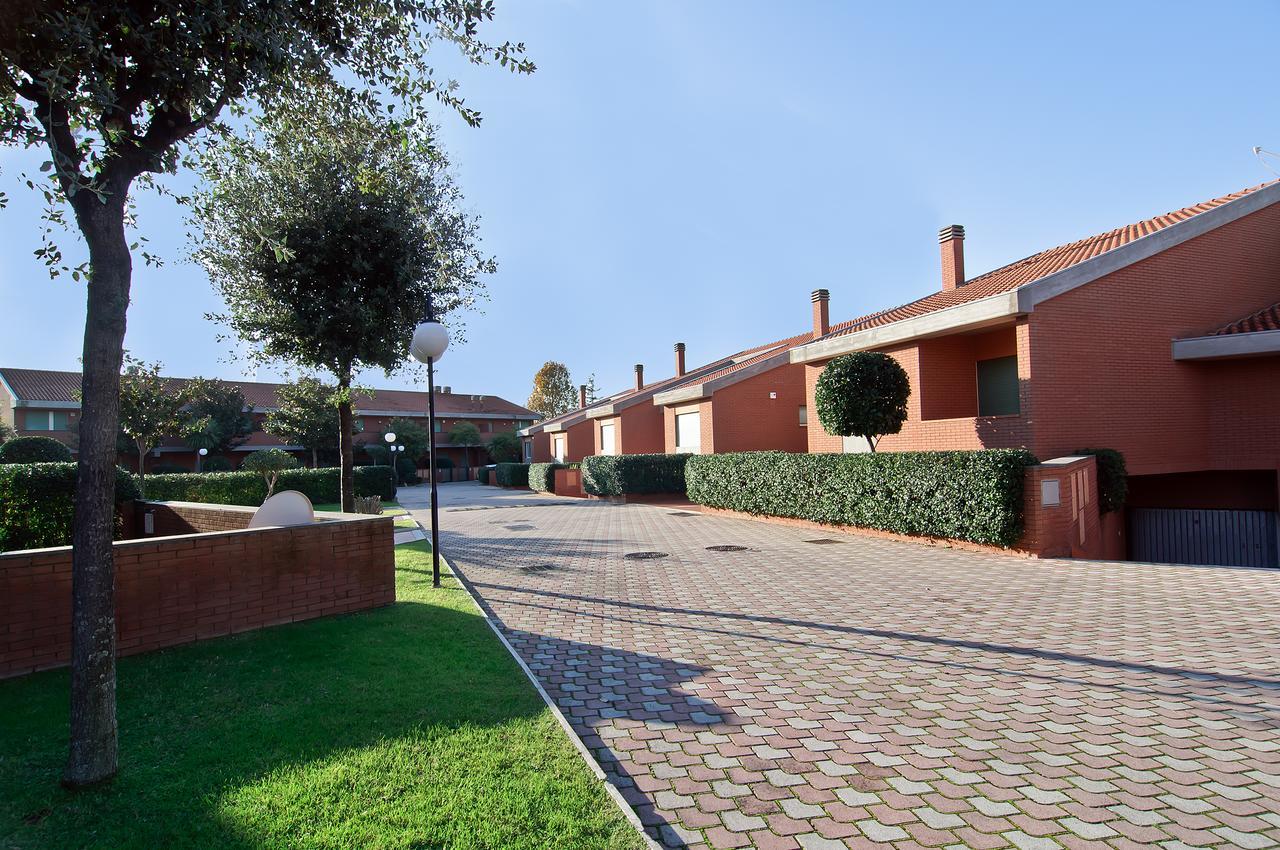 Residence I Triangoli Casal Palocco Zewnętrze zdjęcie